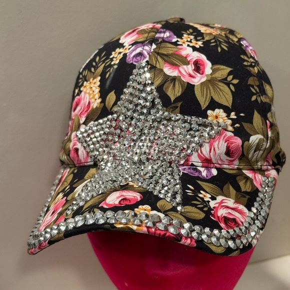 Floral Rhinestone Star Cap - Picture 2 of 5